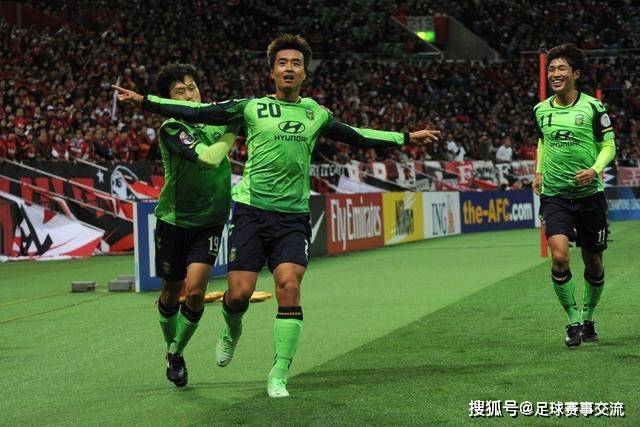 迈克·布朗赞76人阵容深厚：四位全明星足以取胜